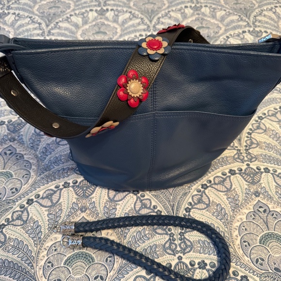 NWOT BRIGHTON SHOULDER BAG BLUE - Picture 4 of 11